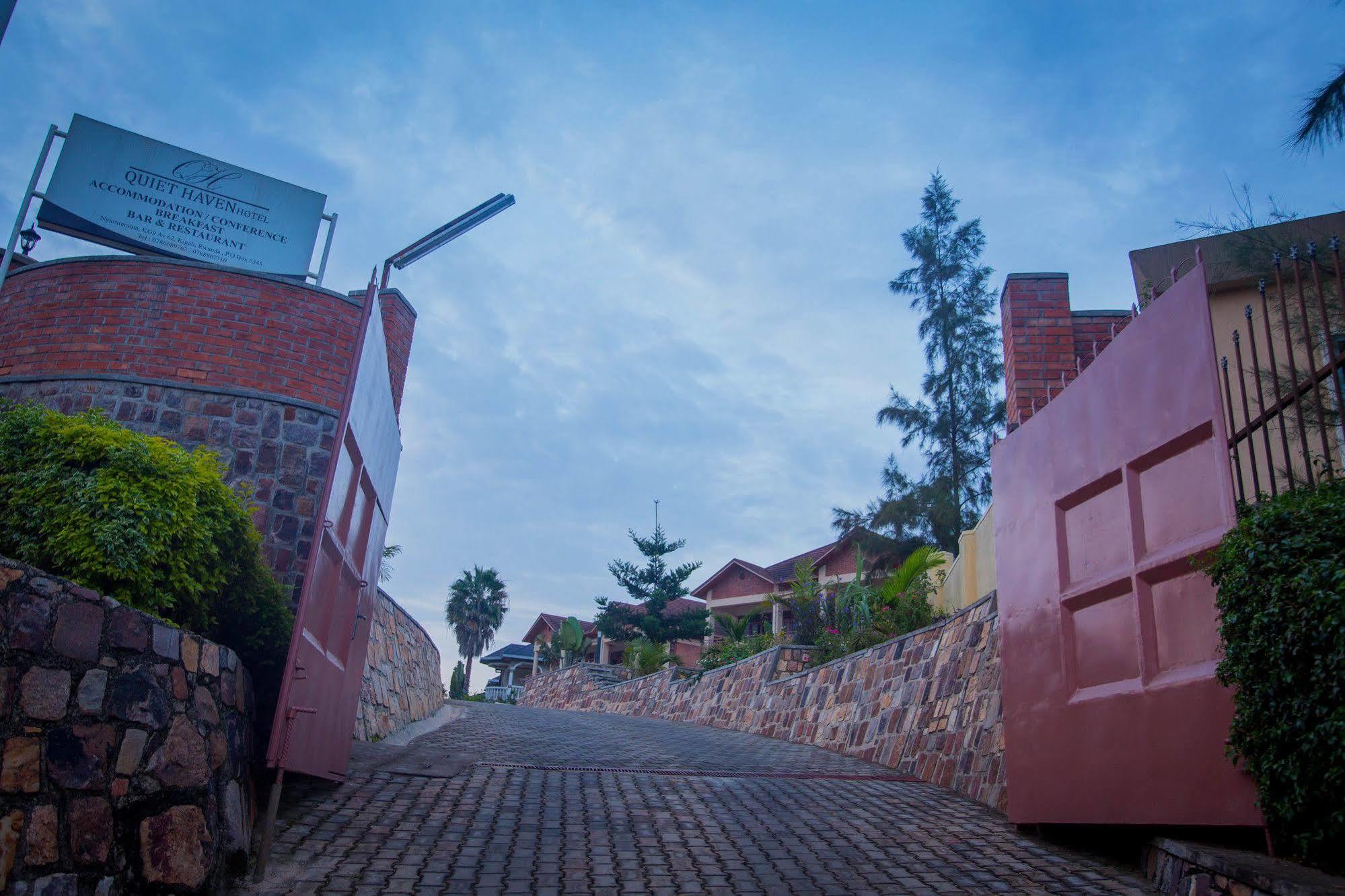 קיגאלי Quiet Haven Hotel מראה חיצוני תמונה